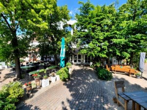 Burghotel Biergarten 2025 Burghotel Münzenberg